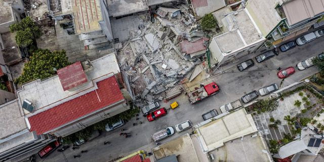 Κατάρρευση κτiρίου στα Πετράλωνα επί της οδού Αλκμήνης