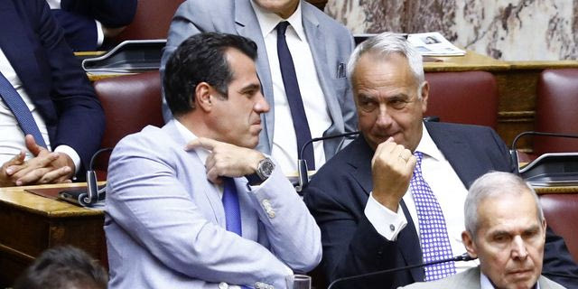 Νέα Δεξιά – Αριστερά: η ντροπή έχει αλλάξει στρατόπεδο