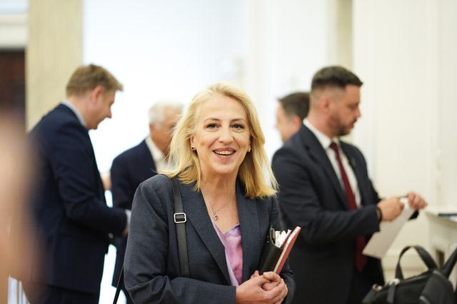 Ρένα Δούρου: “Αναστρέψιμη η κατάσταση” – Η επιστολή υποψηφιότητάς της στην ΚΟ του ΣΥΡΙΖΑ