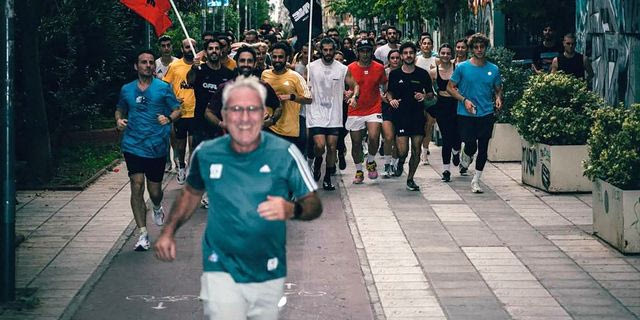 “Εδώ ο ένας τραβάει τον άλλον”: Οι Αθηναίοι τρέχουν παρά τη ζέστη