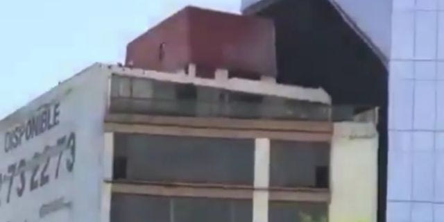 Σεισμός 7,4 Ρίχτερ στο Μεξικό – Προειδοποίηση για τσουνάμι, σοκαριστικά βίντεο