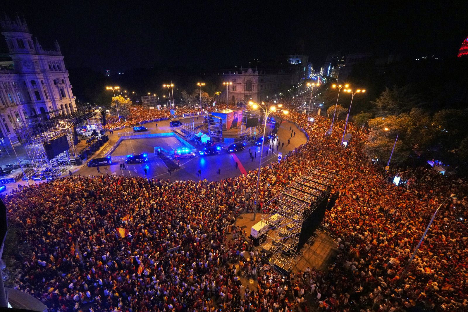 Έξαλλοι πανηγυρισμοί στη Μαδρίτη μετά τη νίκη της Ισπανίας στο Μουντιάλ 2026