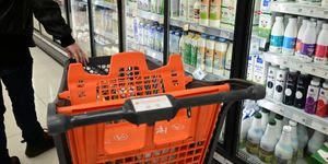Όταν οι εξαγορές στα σούπερ μάρκετ αναδιαμορφώνουν την αγορά τροφίμων