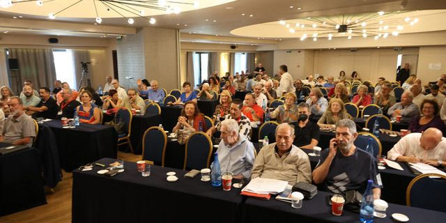 Ο ΣΥΡΙΖΑ σε “κενό αέρος”