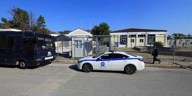 Δίκη για Τέμπη – Ψαρόπουλος: Δεν διερευνήθηκε το θέμα πυραντοχής των καθισμάτων