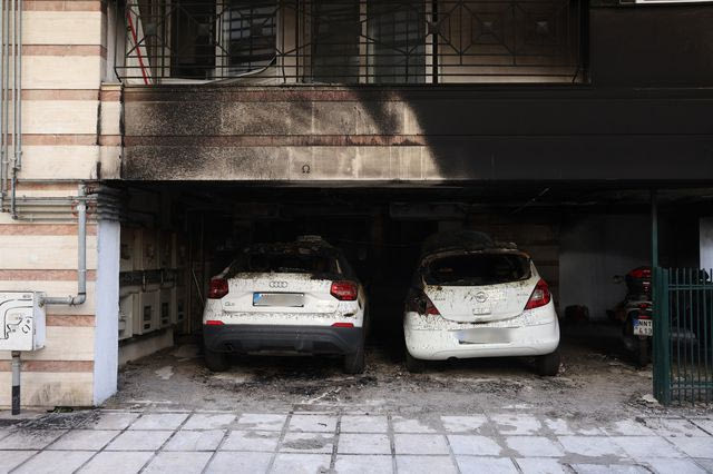Τρεις συλλήψεις για τις εμπρηστικές επιθέσεις και τη δολοφονία της Βάγιας Νέστορα