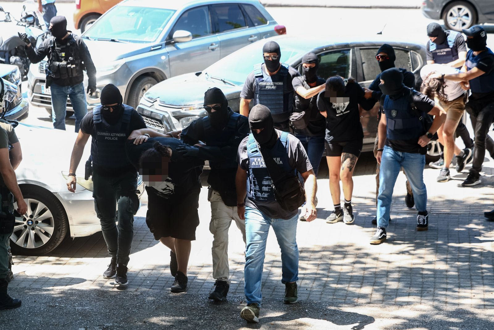 Θεσσαλονίκη: Δίωξη για ανθρωποκτονία στους τρεις συλληφθέντες για την εμπρηστική επίθεση με θύμα την Β.Νέστορα