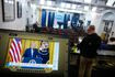 Ο Τραμπ ζητά να ανακληθούν οι άδειες των καναλιών που δεν μετέδωσαν live την ομιλία του