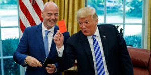 Ο “Μουσολίνι” Τραμπ και ο ψυχρός πόλεμος FIFA – UEFA με φόντο το Μουντιάλ