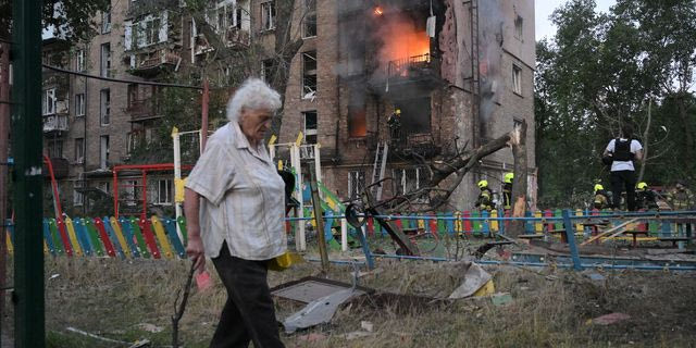 Ουκρανία: Τουλάχιστον δέκα νεκροί και πολλοί τραυματίες στο Κίεβο από μαζική ρωσική επιδρομή