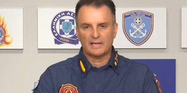 Βαθρακογιάννης: “Συνθήκες μηδενικής ορατότητας από τους ανέμους και τους καπνούς”