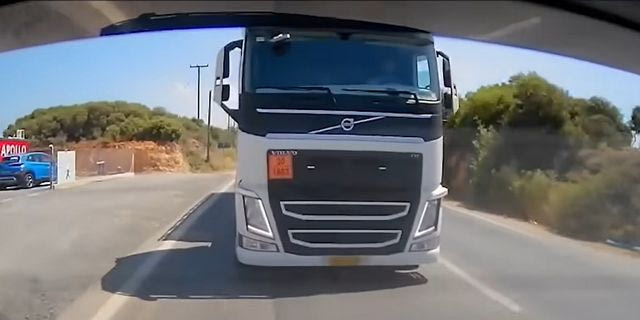Χανιά: Συνελήφθη ο οδηγός του βυτιοφόρου που έκανε επικίνδυνη προσπέραση κοντά στο αεροδρόμιo