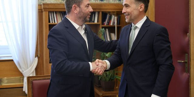 Στην ΚΟ του ΠΑΣΟΚ εντάσσεται ο Μιχ. Χουρδάκης