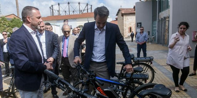 Ατύχημα με το ποδήλατο είχε ο Κυριάκος Μητσοτάκης στα Χανιά