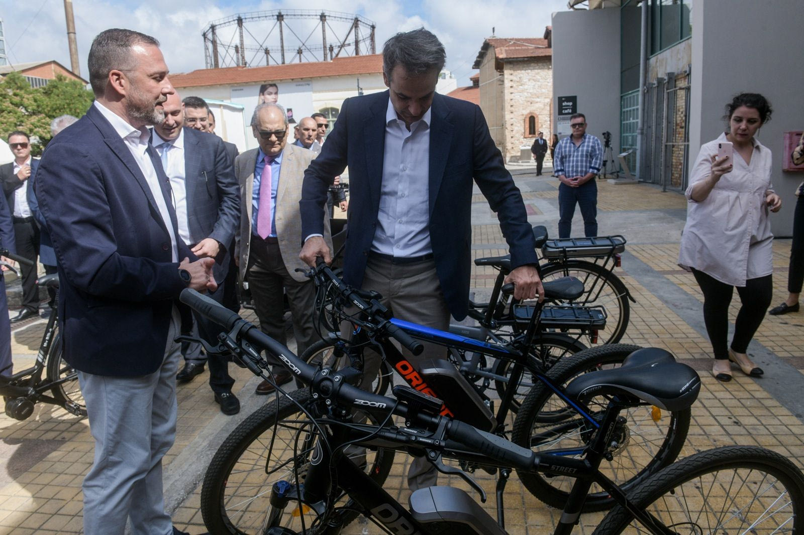 Ατύχημα με το ποδήλατο είχε ο Κυριάκος Μητσοτάκης στα Χανιά