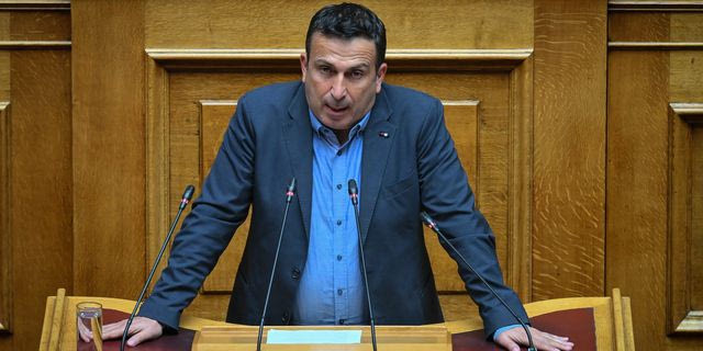 Παραστατίδης για απόφαση ΣτΕ: Καταρρέει ο νόμος Πιερρακάκη