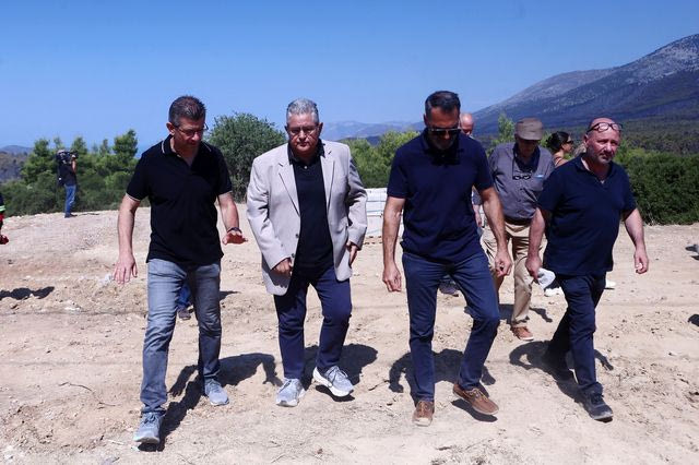 Κουτσούμπας από τις πυρόπληκτες περιοχές της Δυτικής Αττικής: ”Η κυβέρνηση έχει τεράστιες ευθύνες”