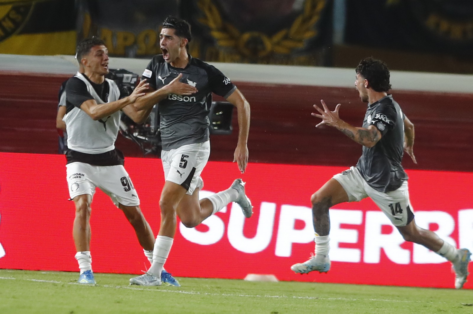 ΟΦΗ – ΑΕΚ 2-2 (5-4 πέν.): Οι Κρητικοί κατέκτησαν το Super Cup με ήρωες Χριστογεώργο και Ανδρούτσο