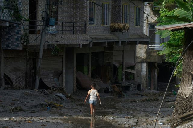 ΠΑΜΕ: Αλληλεγγύη στα συνδικάτα και τον λαό του Νεπάλ