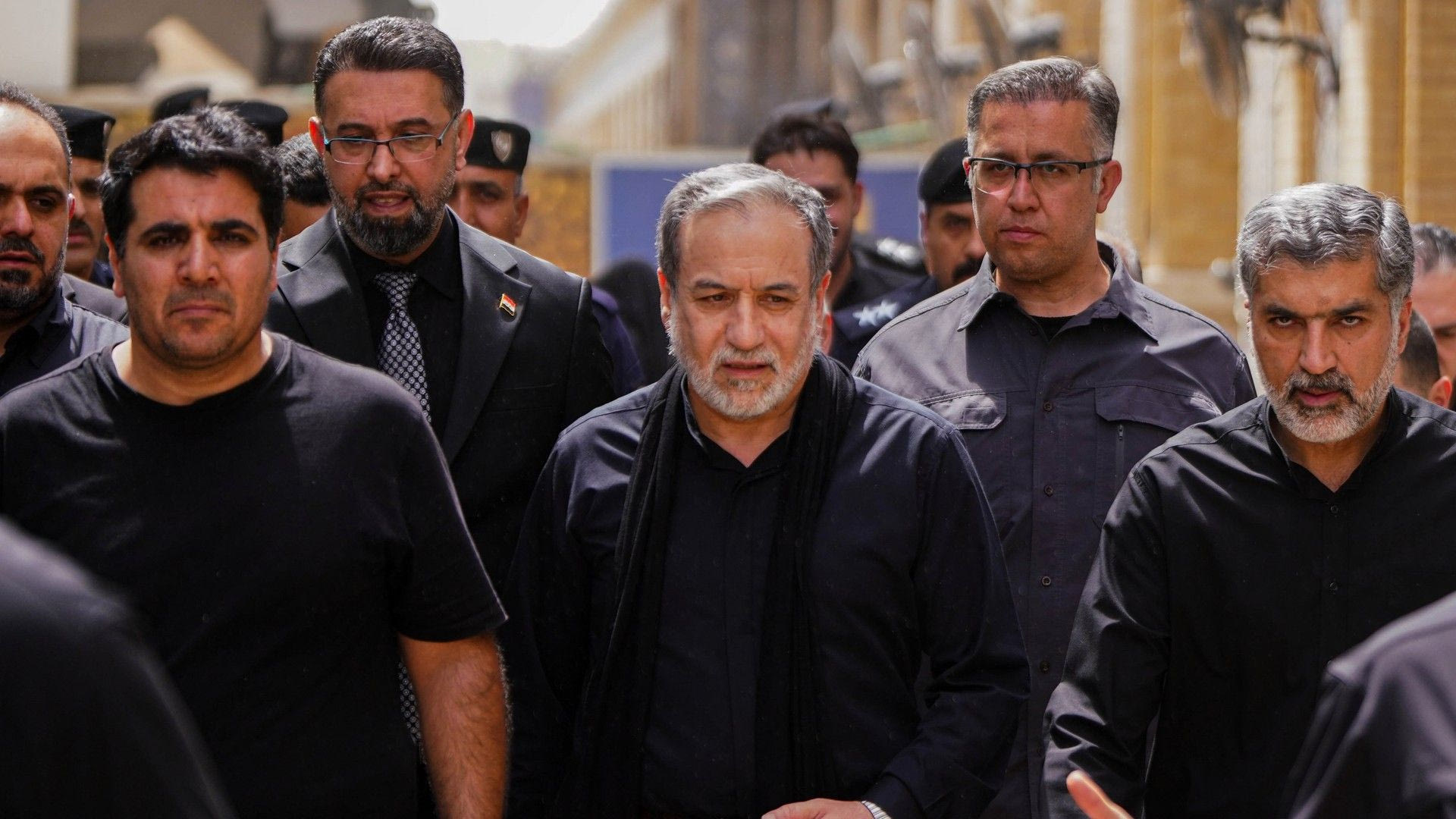 Από τις απειλές “εξαφάνισης” στην “ειρήνη” – Πώς το Ιράν έχει εγκλωβίσει τον Τραμπ