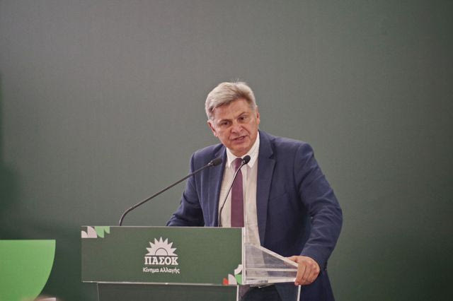 Φαραντούρης: Το ΠΑΣΟΚ δεν διστάζει να τα βάλει με ισχυρά συμφέροντα