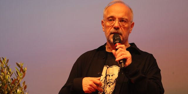 Νέα πυρά Αυγερινού κατά Καρυστιανού: “Κάποιοι ονειρεύονται βουλευτικά έδρανα και συνωμοσίες”