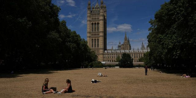 Σχεδόν τα τρία τέταρτα της Βρετανίας σε κατάσταση ξηρασίας