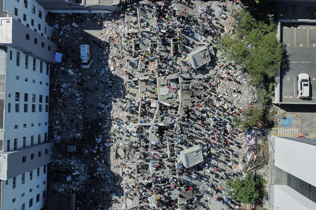 Κολομβία: Εικόνες “αποκάλυψης” μετά τον φονικό σεισμό – Αγωνία για τους εγκλωβισμένους