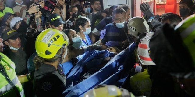 Σεισμός στην Κολομβία: Πέθανε η 32χρονη που είχε ανασυρθεί από τα συντρίμμια μετά από 36 ώρες