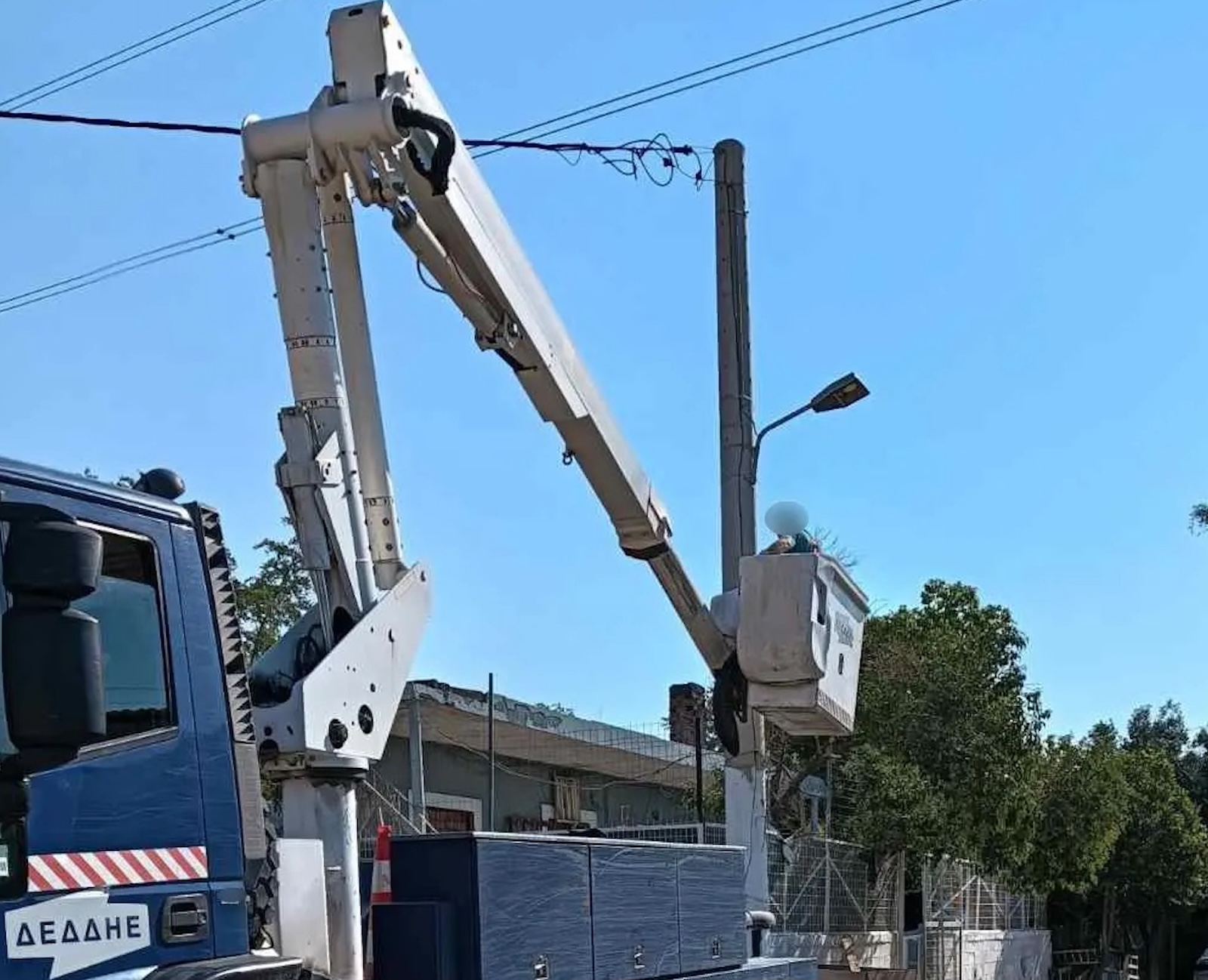 Ασπρόπυργος: Αστυνομική επιχείρηση για ρευματοκλοπές – 16 συλλήψεις