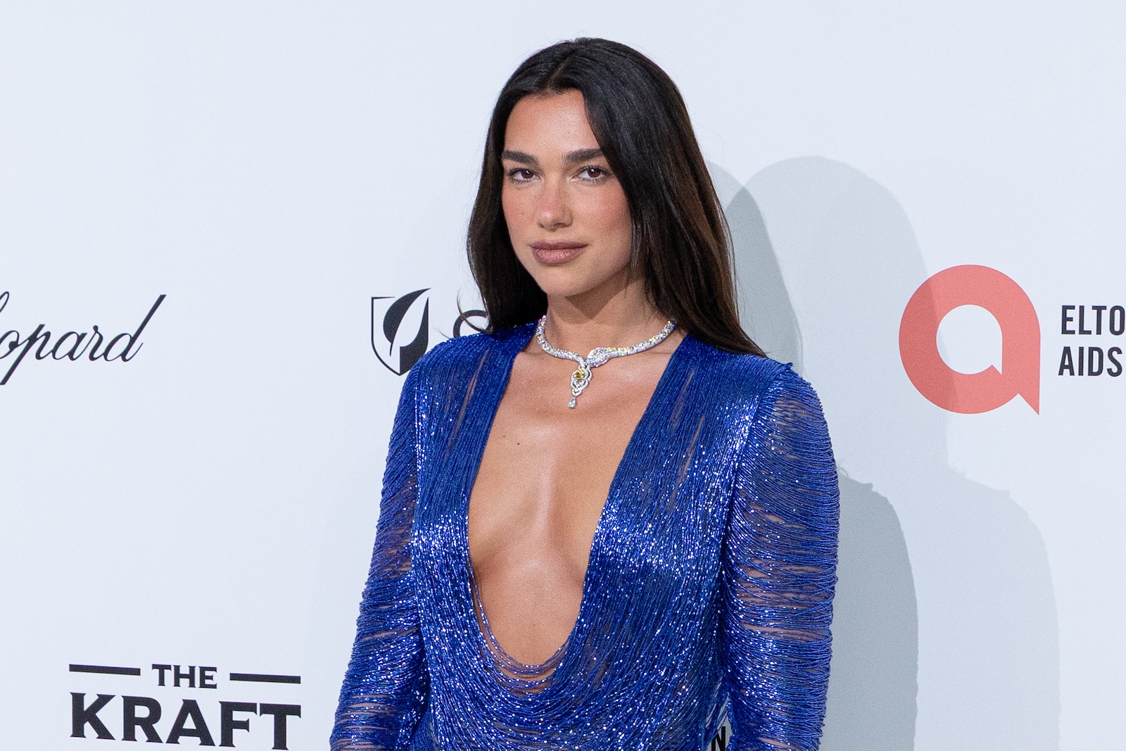 Η Dua Lipa έγινε 31 ετών – Η αδημοσίευτη γαμήλια φωτογραφία και οι ευχές των γονιών της