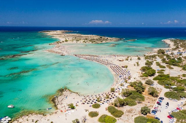 Η ελληνική παραλία που αναδείχθηκε δεύτερη ομορφότερη σε ολόκληρο τον κόσμο