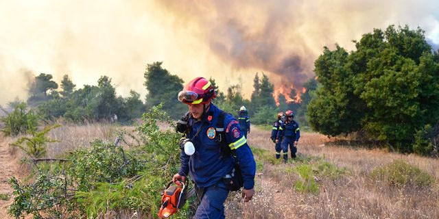 Ακραίος κίνδυνος φωτιάς με συνθήκες “hot-dry-windy” – Οι περιοχές στο “κόκκινο”