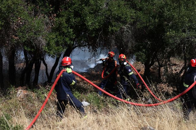 Δύο συλλήψεις σε Μαρούσι και Χίο για εμπρησμό από αμέλεια