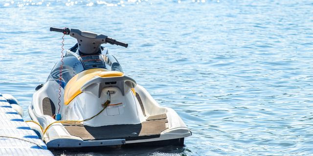 Χαλκιδική: Άφησε τον ανήλικο γιο του να οδηγήσει jet ski – Συνελήφθη 46χρονος