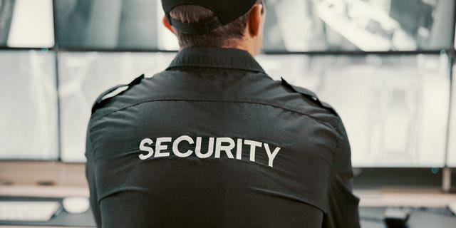 Βολές για τις συνθήκες εργασίας στον κλάδο security