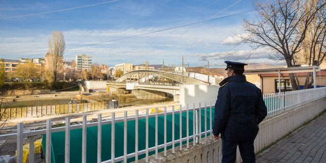 Κόσοβο: Η γέφυρα του Ιμπάρ φέρνει ξανά εντάσεις μεταξύ Σέρβων και Αλβανών