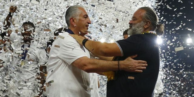 ΑΕΚ – ΟΦΗ: Υπόκλιση των Κρητικών στο fair play του Ηλιόπουλου – “Αυτό είναι το ποδόσφαιρο”