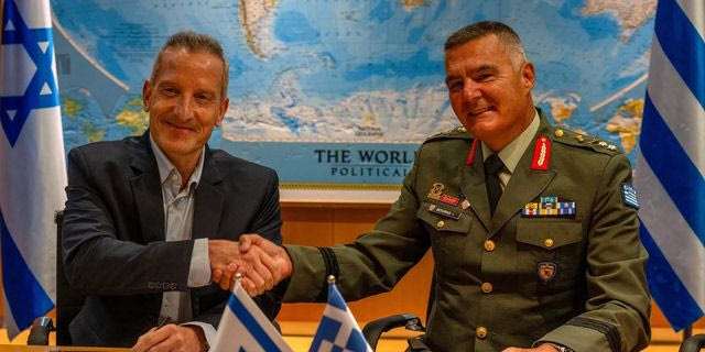 Έπεσαν οι υπογραφές Ελλάδας – Ισραήλ για την “Ασπίδα του Αχιλλέα”