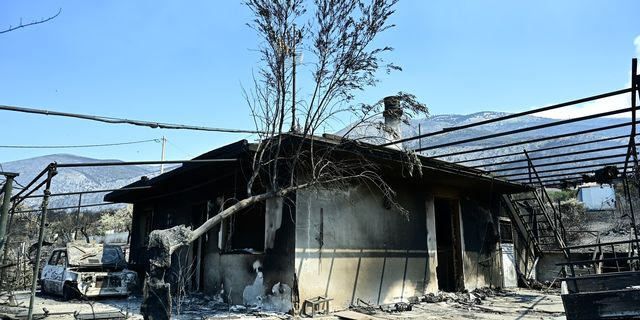 Αν κάηκε το σπίτι σου, να θυμάσαι ότι δεν φταίει η κυβέρνηση