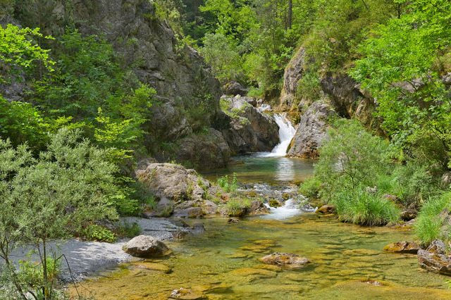 Τραγωδία στη Βέροια: Νεκρή 18χρονη σε καταρράκτη