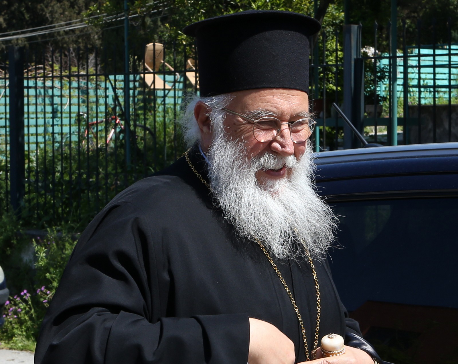 Στη Ρωσία ο Μητροπολίτης Κέρκυρας – Η μεταφορά λειψάνων εν μέσω κρίσης στις σχέσεις Αθήνας – Μόσχας