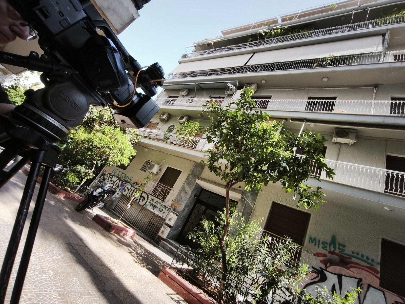 Κυψέλη: Διώξεις για τρεις στο 