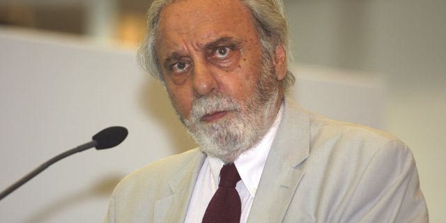 Κωνσταντίνος Τσουκαλάς