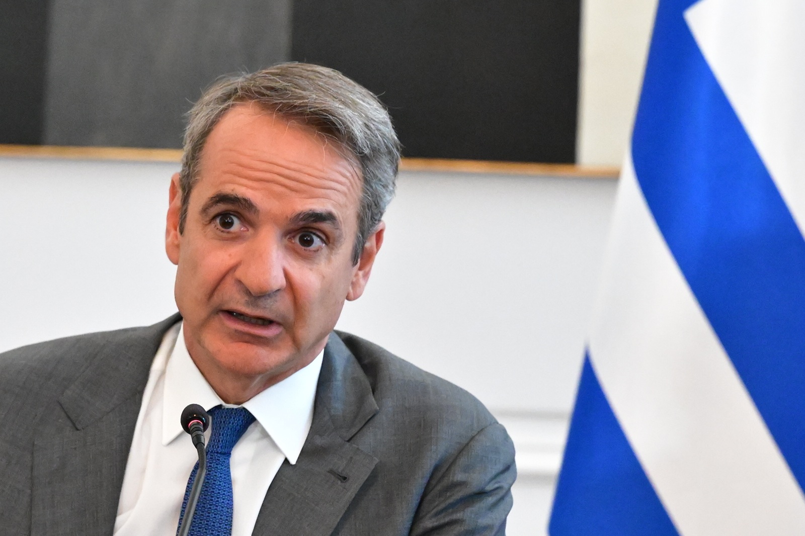 Φωτιές: Η κυβέρνηση “τρέχει” για τις αποζημιώσεις στους πυρόπληκτους