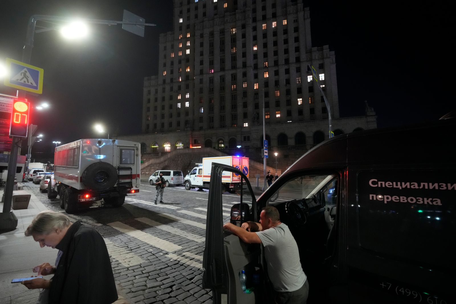 Μόσχα: Πώς έγινε η φονική έκρηξη σε εστιατόριο – Γυναίκα μετέφερε μάλλον εν αγνοία της την βόμβα