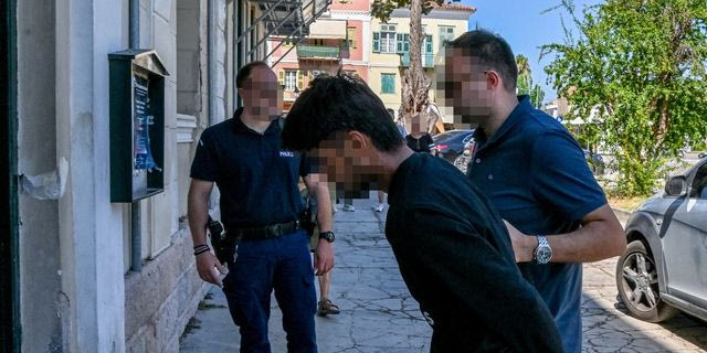 Ναύπλιο: Προφυλακίστηκαν οι δύο Ινδοί για τη δολοφονία του 58χρονου ψυχολόγου