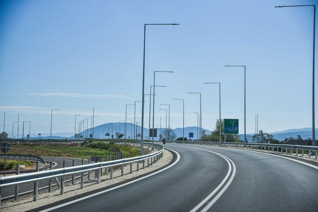 Νέα οδός, φωτογραφία αρχείου