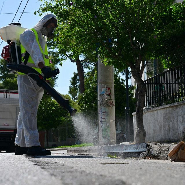 Παραμένει ο κίνδυνος στην Αττική και τον Σεπτέμβριο, λέει ο ΙΣΑ