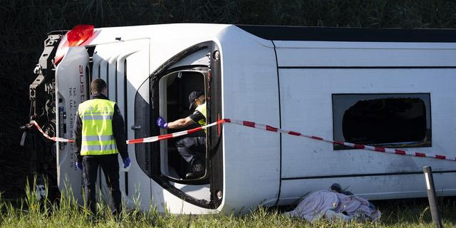 Ολλανδία: Τροχαίο με λεωφορείο που μετέφερε μαθητές – 20 τραυματίες